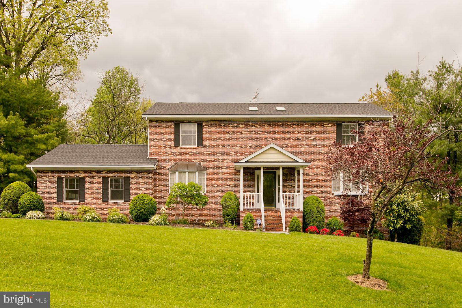 106 Forest Ridge Road Winchester, VA 22602 - Photo 2 of 37 Gallery Image 2