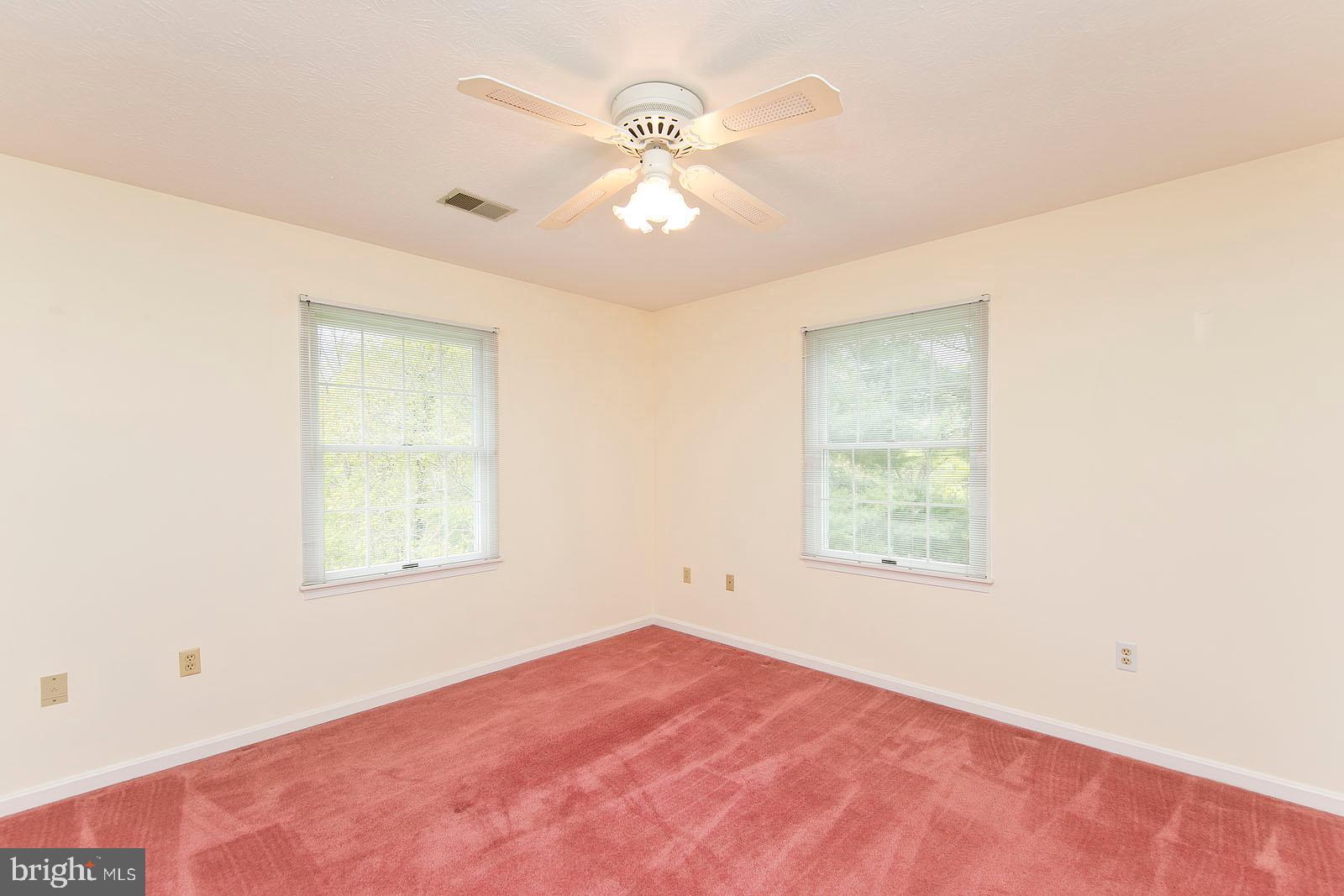 106 Forest Ridge Road Winchester, VA 22602 - Photo 28 of 37 Third bedroom