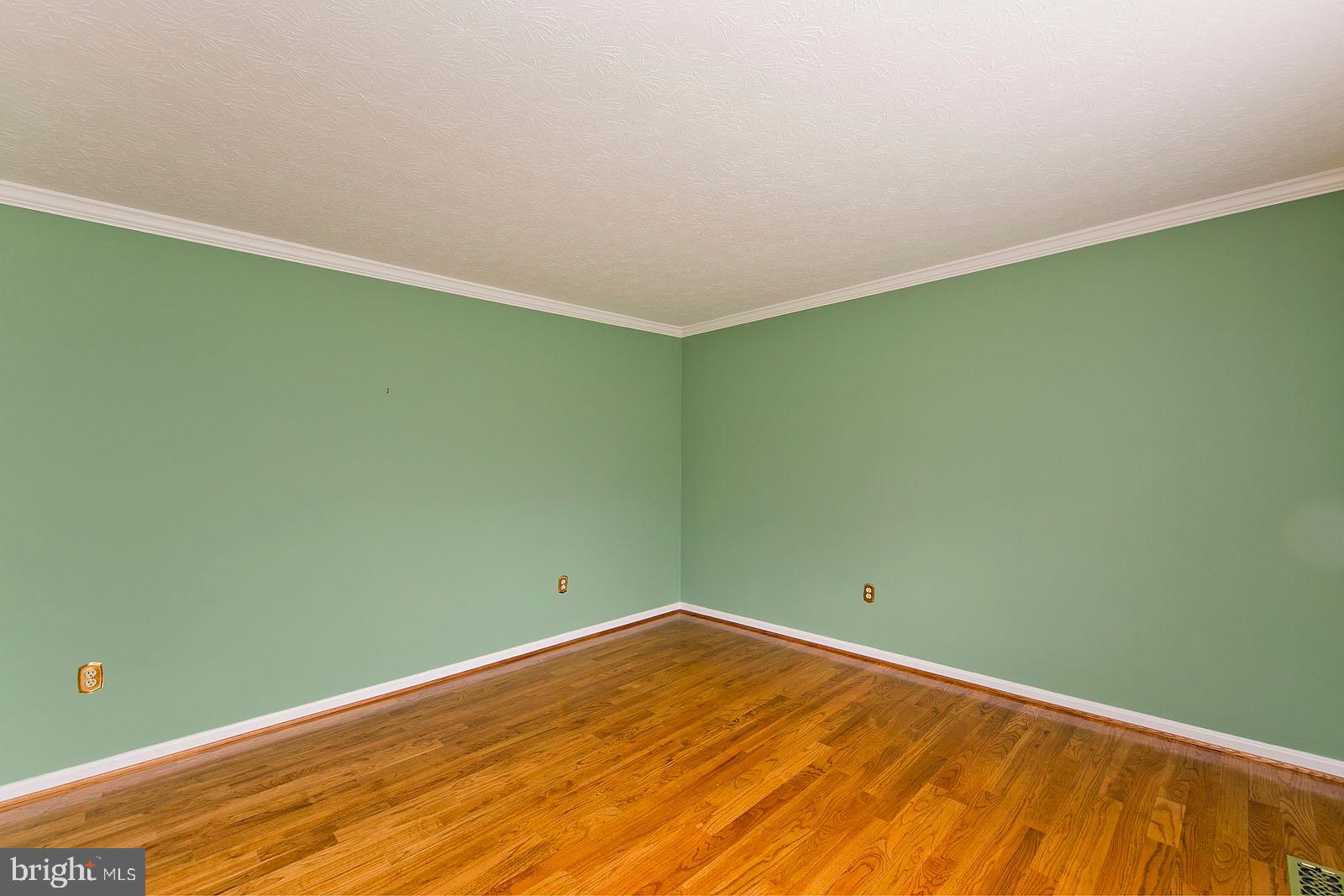 106 Forest Ridge Road Winchester, VA 22602 - Photo 5 of 37 Gallery Image 5
