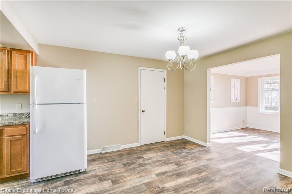 7150 Lakeshore Road Palms, MI 48465 - Photo 18 of 31