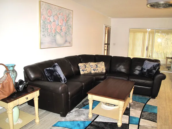 $1,490 | 325 Northwest 50th Avenue, Unit C, Delray Beach, FL 33445