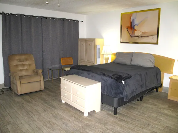 $1,490 | 325 Northwest 50th Avenue, Unit C, Delray Beach, FL 33445