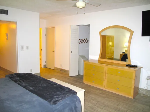 $1,490 | 325 Northwest 50th Avenue, Unit C, Delray Beach, FL 33445