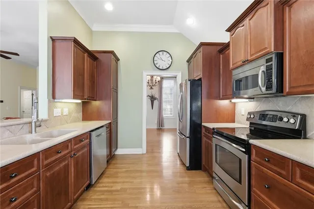 $625,000 | 11813 South Hallet Street, Olathe, KS 66062