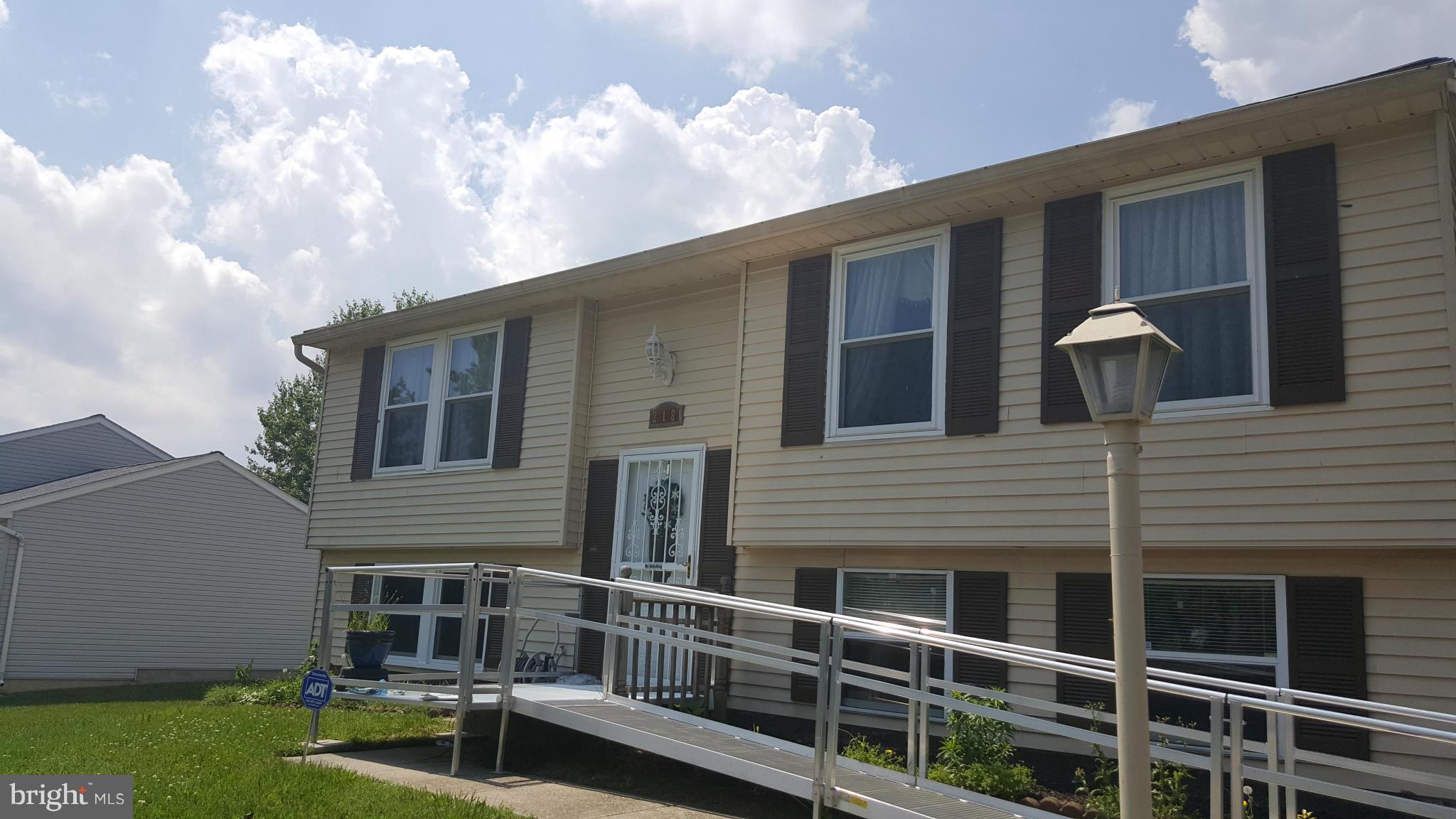 218 Compass Road Baltimore, MD 21221 - Photo 19 of 19 Exterior (Front)