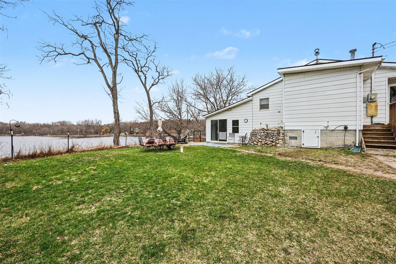 1610 Mull Road Tipton, MI 49287 - Photo 32 of 48
