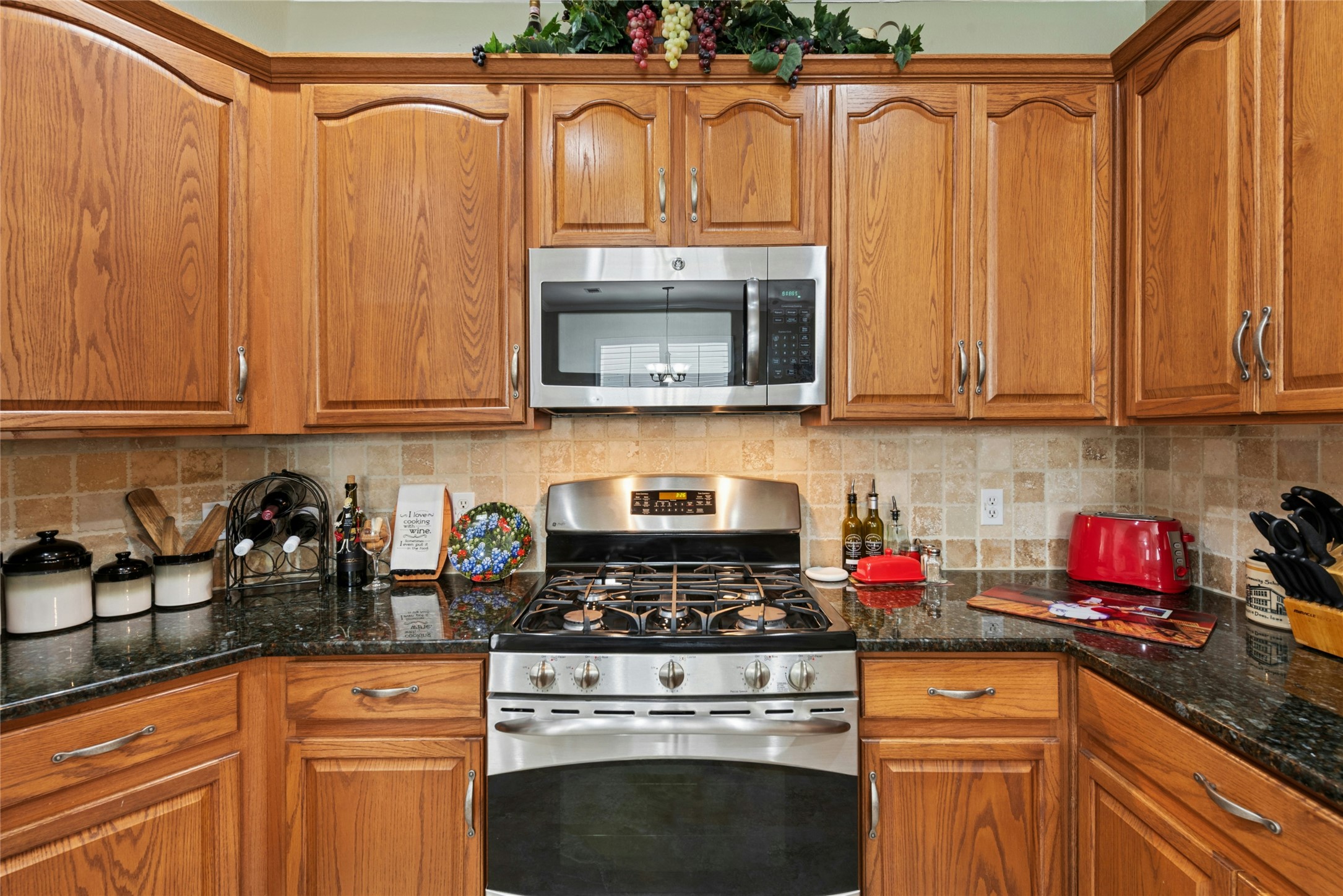 213 Crockett Loop Georgetown, TX 78633 - Photo 13 of 30