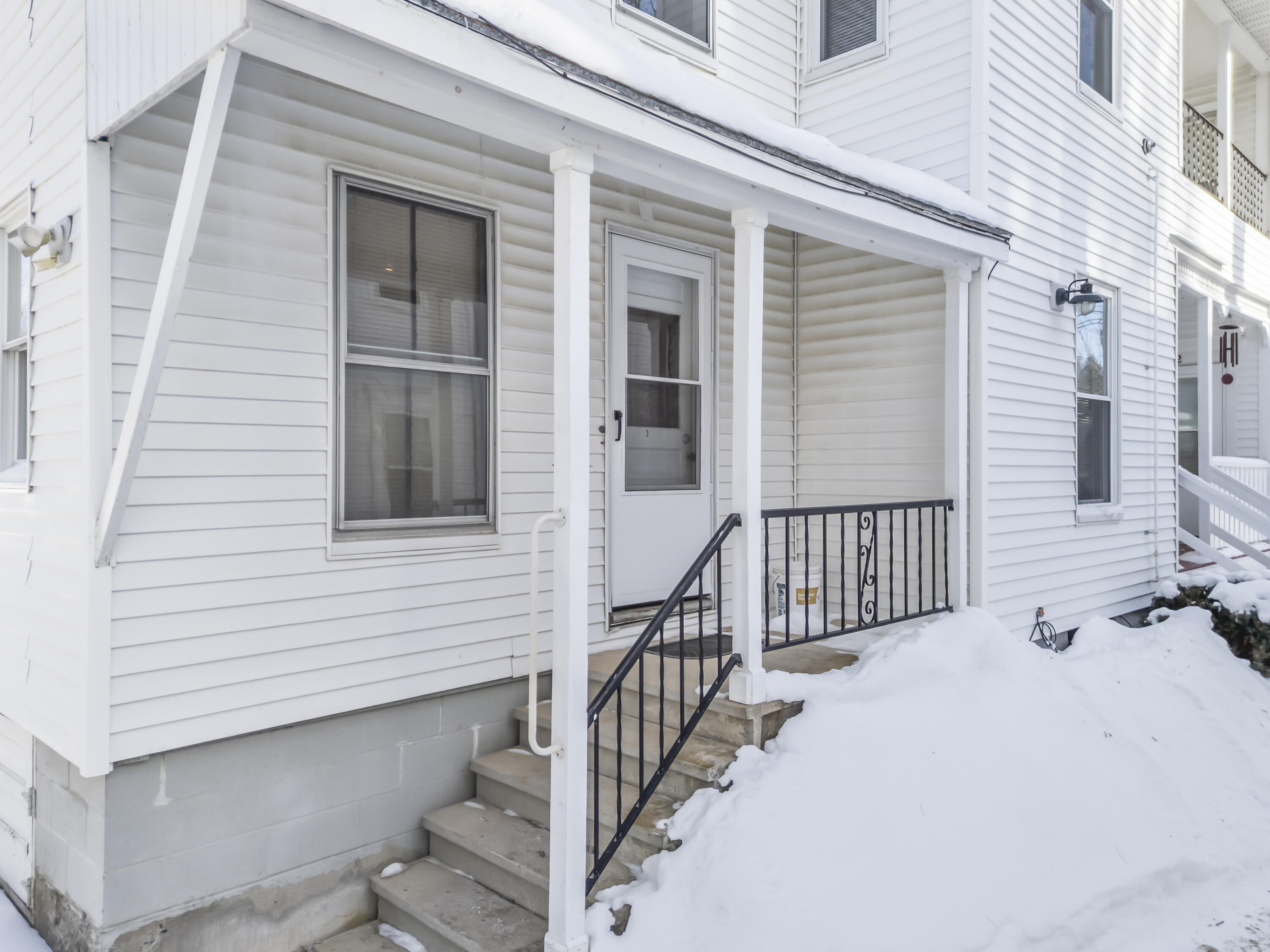 10 Maple Street Augusta, ME 04330 - Photo 8 of 75 10 Maple St_0108