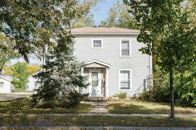 $233,000 | 650-652 East North, Whitewater, WI 53190