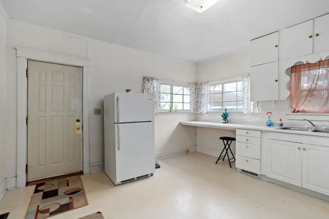 $233,000 | 650-652 East North, Whitewater, WI 53190