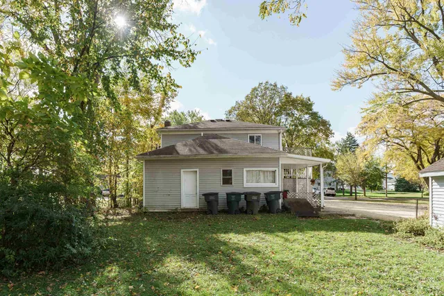 $233,000 | 650-652 East North, Whitewater, WI 53190