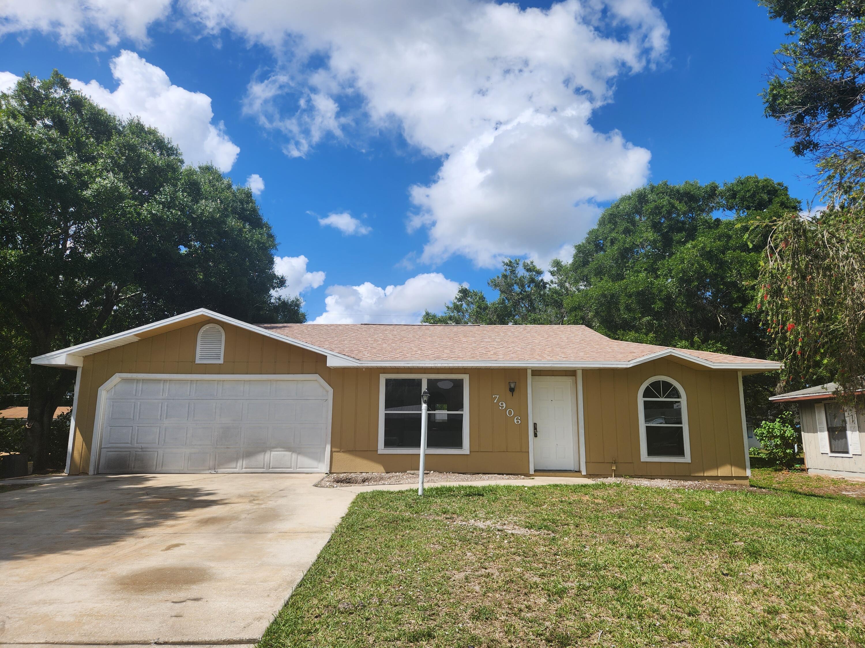 7906 James Road Fort Pierce, FL 34951 - Photo 1 of 28 20230420_151719