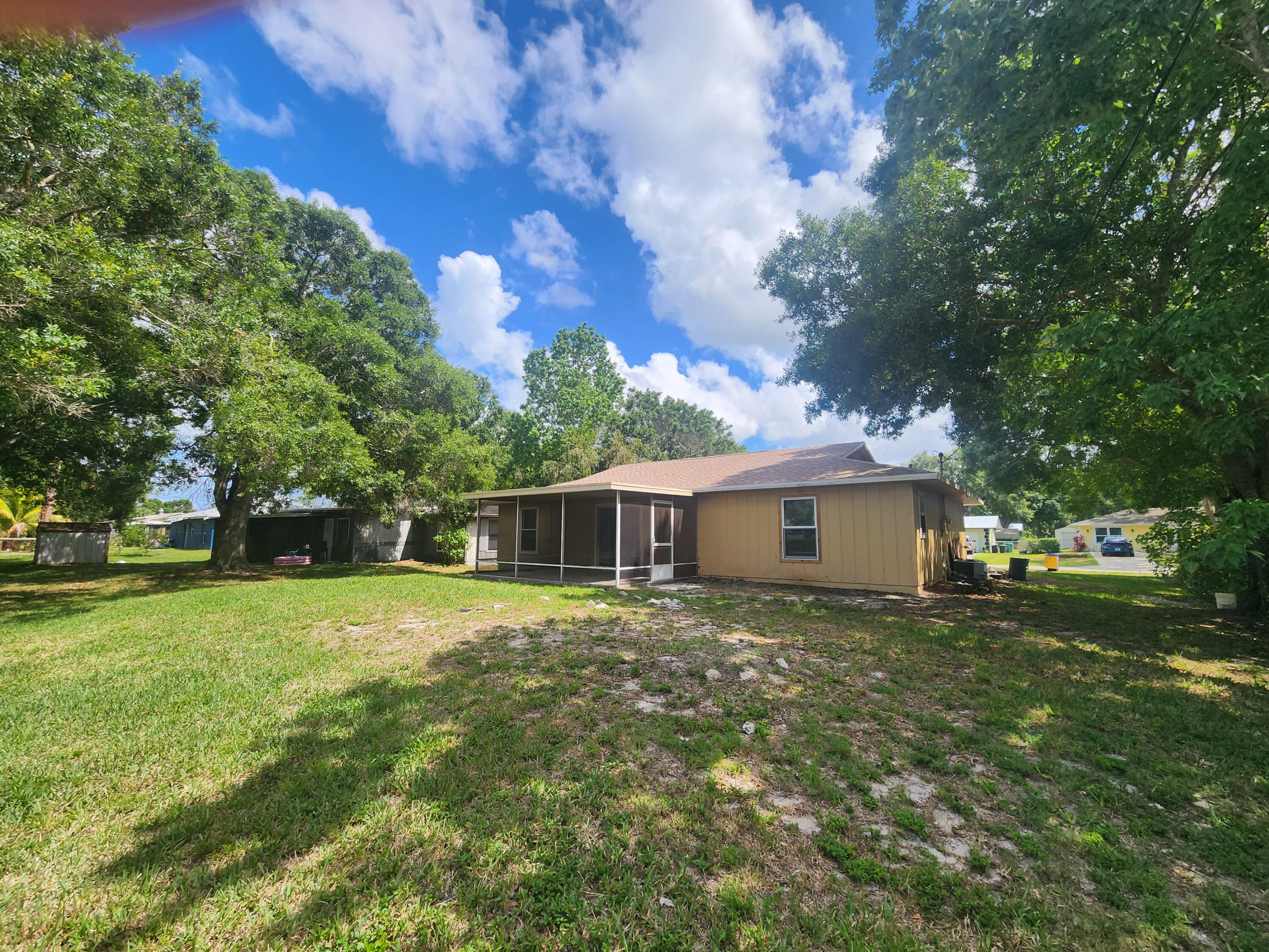 7906 James Road Fort Pierce, FL 34951 - Photo 17 of 28 20230420_152149