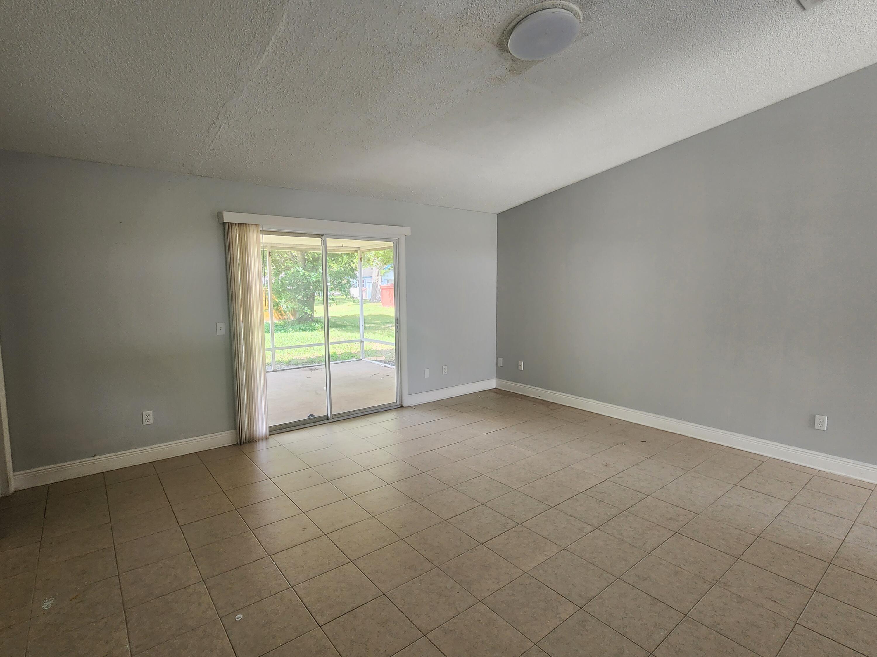 7906 James Road Fort Pierce, FL 34951 - Photo 7 of 28 20230420_151829