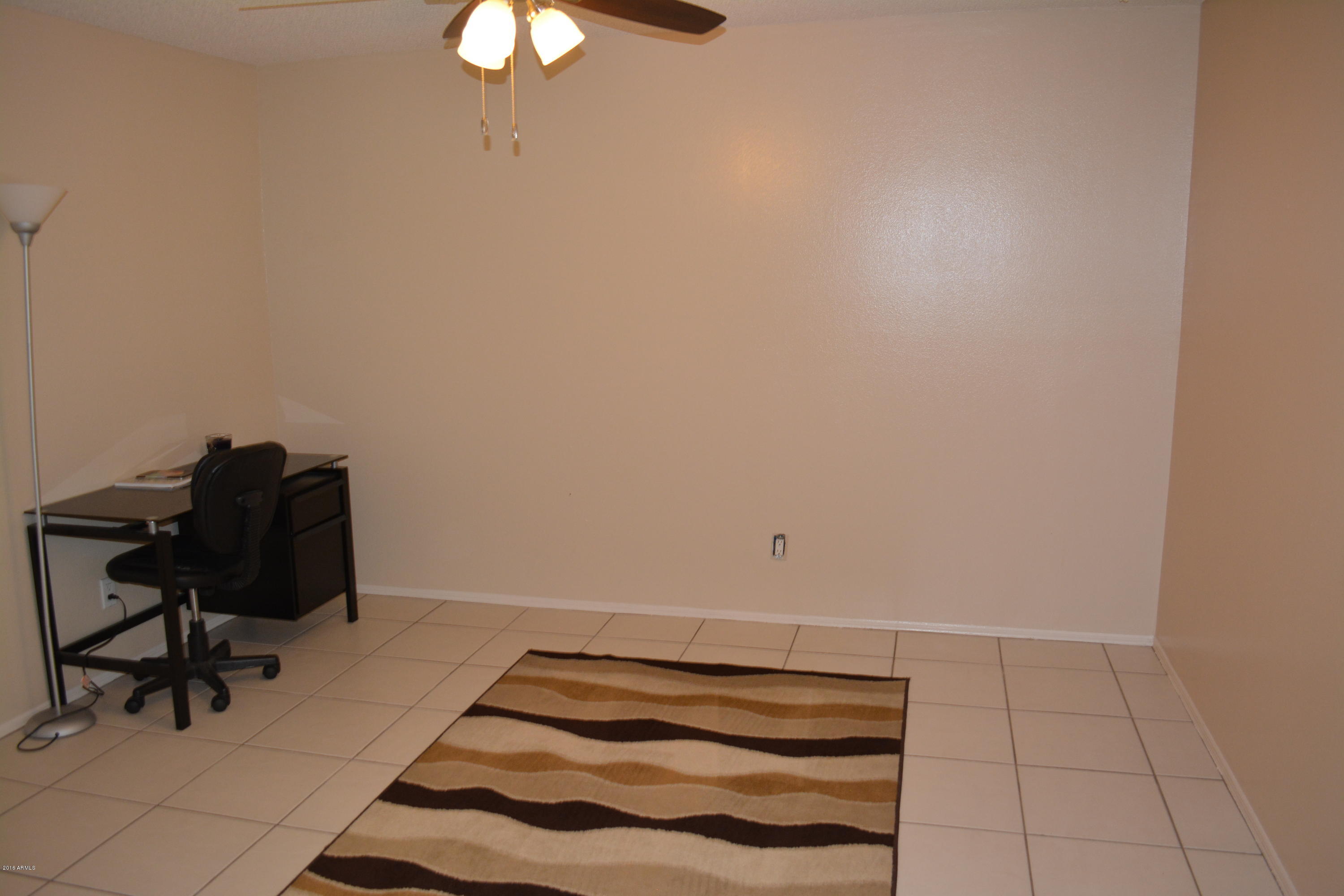 320 East Larkspur Lane Tempe, AZ 85288 - Photo 17 of 21 DSC_0126