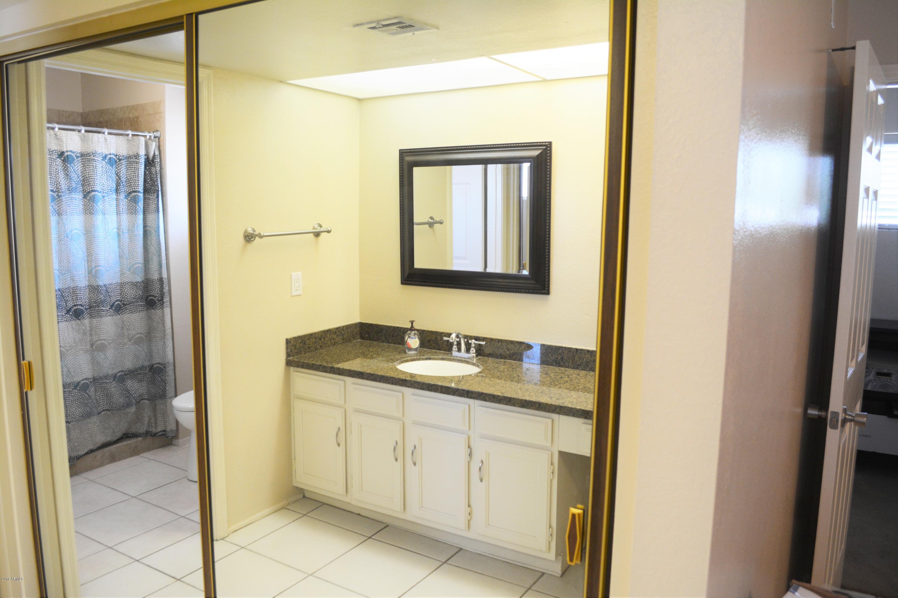320 East Larkspur Lane Tempe, AZ 85288 - Photo 19 of 21 DSC_0136