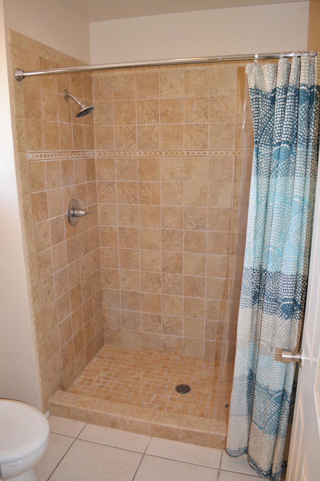 320 East Larkspur Lane Tempe, AZ 85288 - Photo 20 of 21 DSC_0131