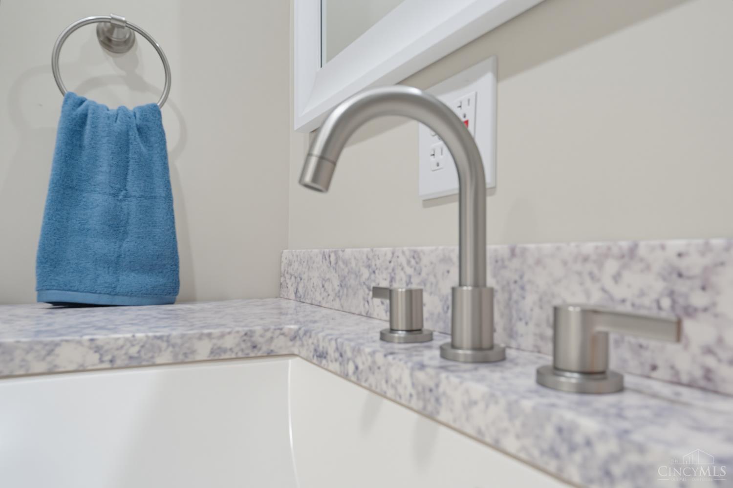 8265 Forest Road Cincinnati, OH 45255 - Photo 29 of 61 Gallery Image 29