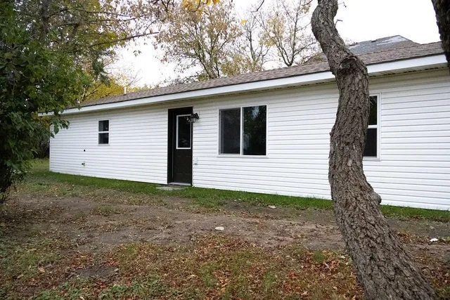 $139,999 | 417 North Wisconsin Street, Hewitt, MN 56453