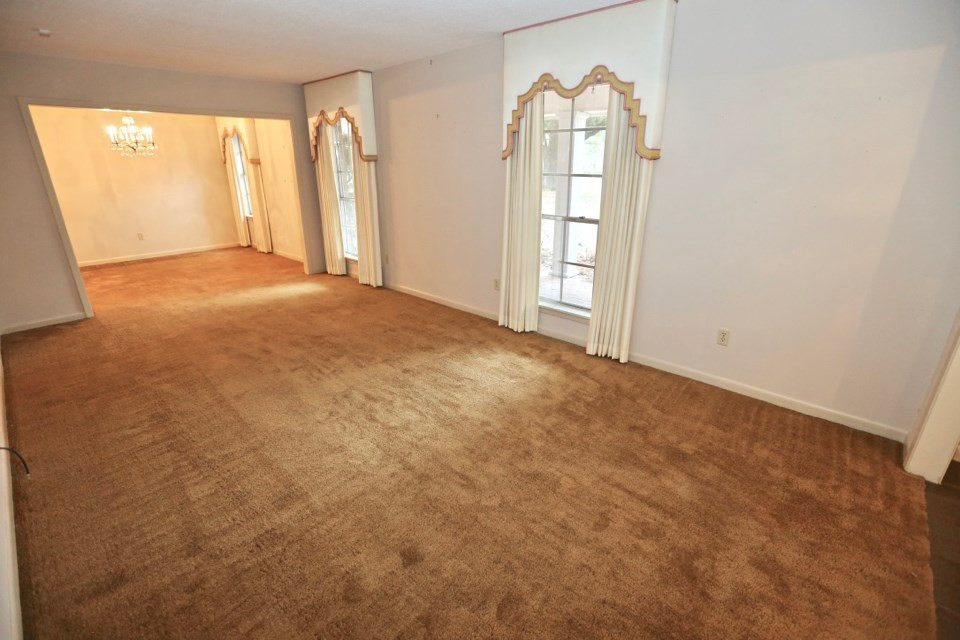 6002 Hanging Moss Road Jackson, MS 39206 - Photo 5 of 36 Photo 5