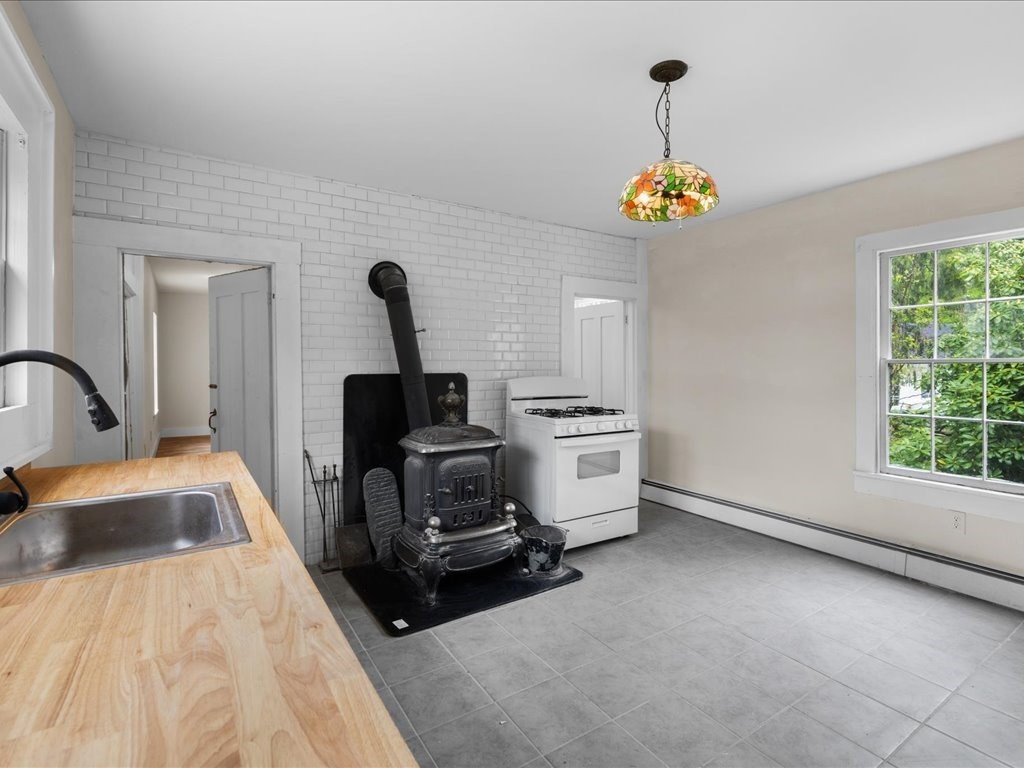 5 Northeast Fitzwilliam Road Royalston, MA 01368 - Photo 23 of 37 a view of livingroom with furniture
