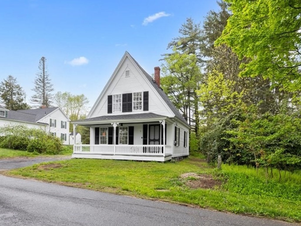 5 Northeast Fitzwilliam Road Royalston, MA 01368 - Photo 3 of 37 a front view of a house with a garden