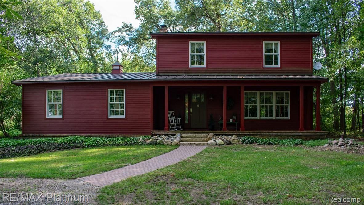 12214 Foley Road Fenton, MI 48430 - Photo 2 of 40 front of house.jpg