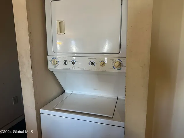 $390,000 | 265 South Pearl Street, Albany, NY 12202