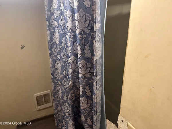 $350,000 | 265 South Pearl Street, Albany, NY 12202