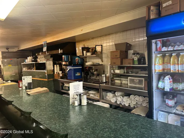 $350,000 | 265 South Pearl Street, Albany, NY 12202