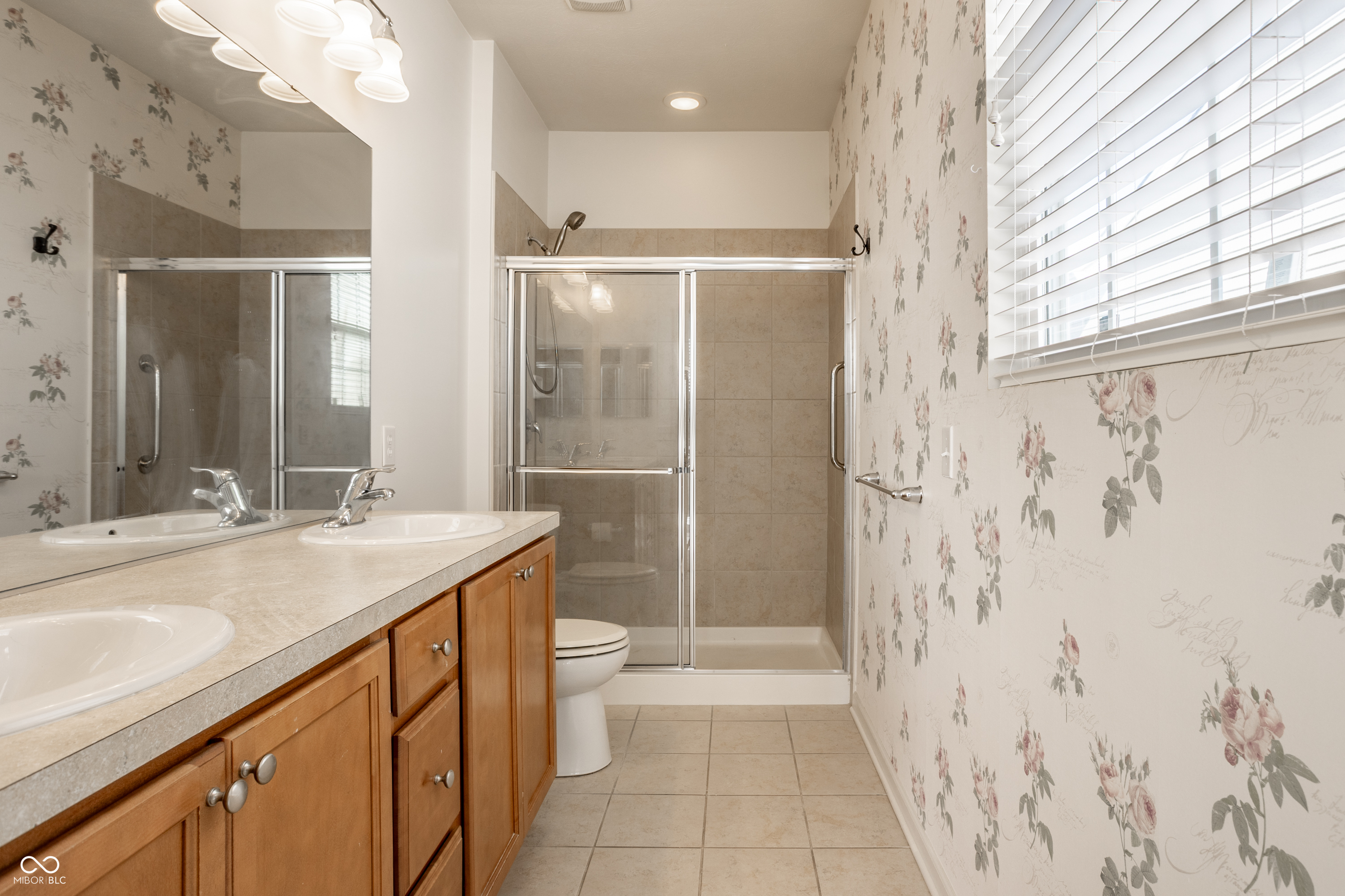 15959 Lambrusco Way Fishers, IN 46037 - Photo 15 of 20