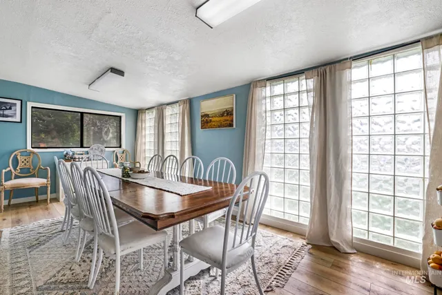 $299,400 | 531 Calico Street, Hansen, ID 83334