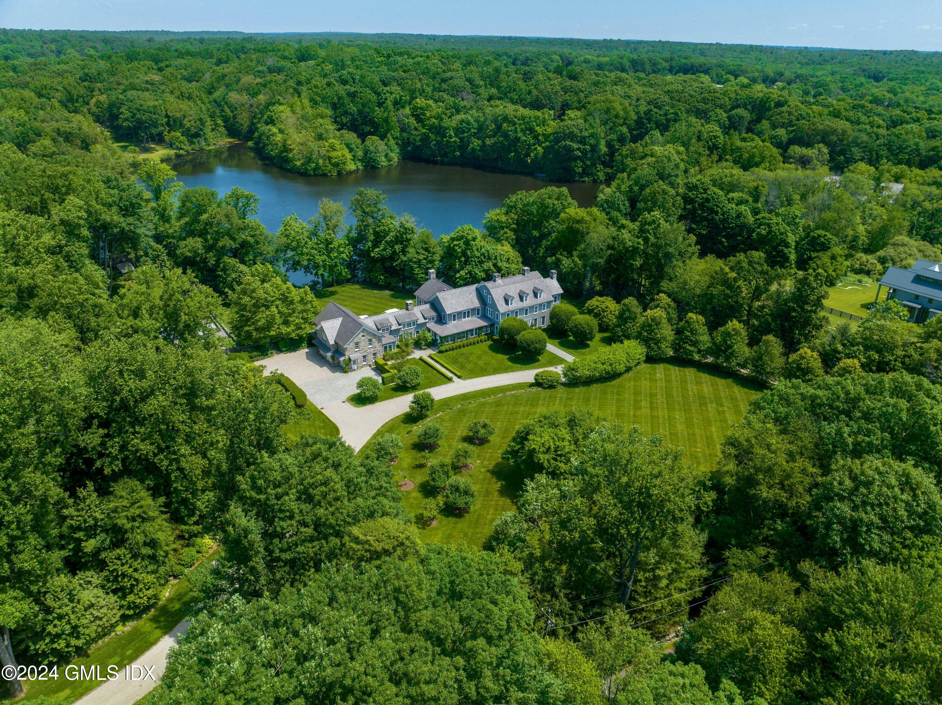 37 Burying Hill Road Greenwich, CT 06831 - Photo 3 of 51 003-419832-DJI_0116_11581367