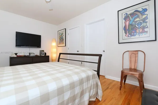 $3,500 | 1018 Meridian Avenue, Unit 6, Miami Beach, FL 33139