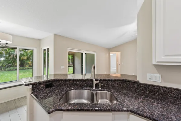 $625,000 | 2622 Southwest Longboat Way, Palm City, FL 34990