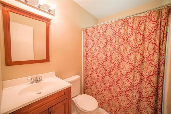 $2,300 | 1009 Northwest 39th Drive, Gainesville, FL 32605