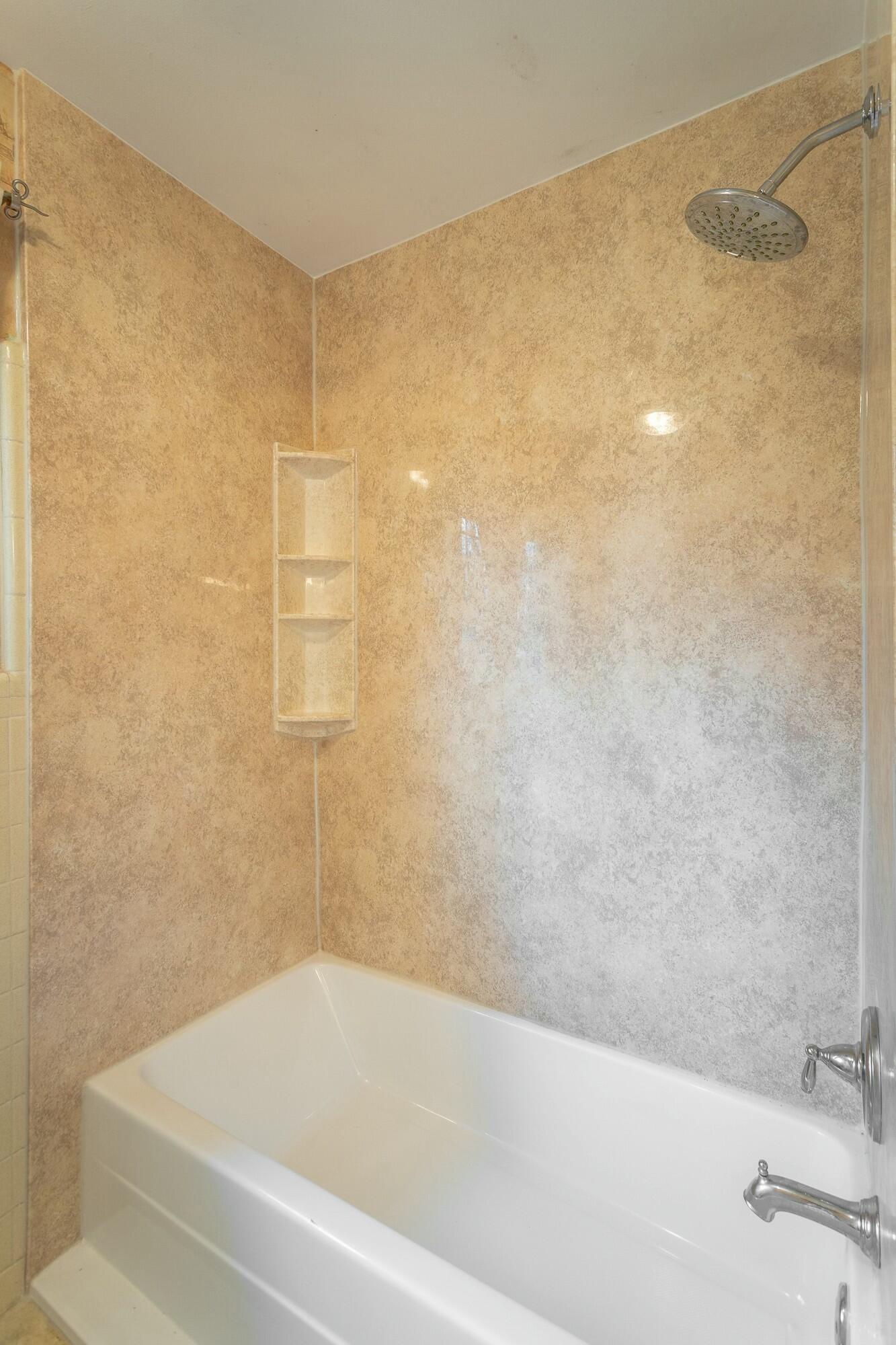 1334 Highland Road Chattanooga, TN 37415 - Photo 36 of 61 tempImagepP0z8v