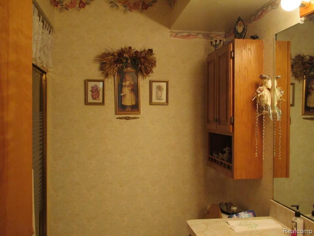46179 Bemis Road Belleville, MI 48111 - Photo 11 of 21