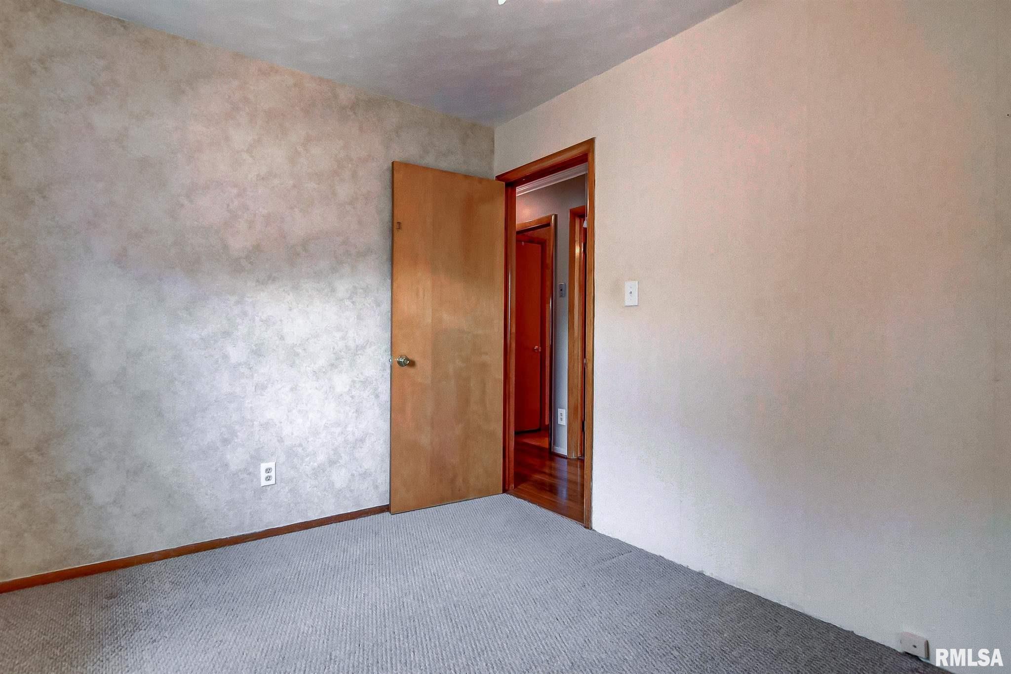 2260 East Watch Avenue Springfield, IL 62702 - Photo 24 of 31