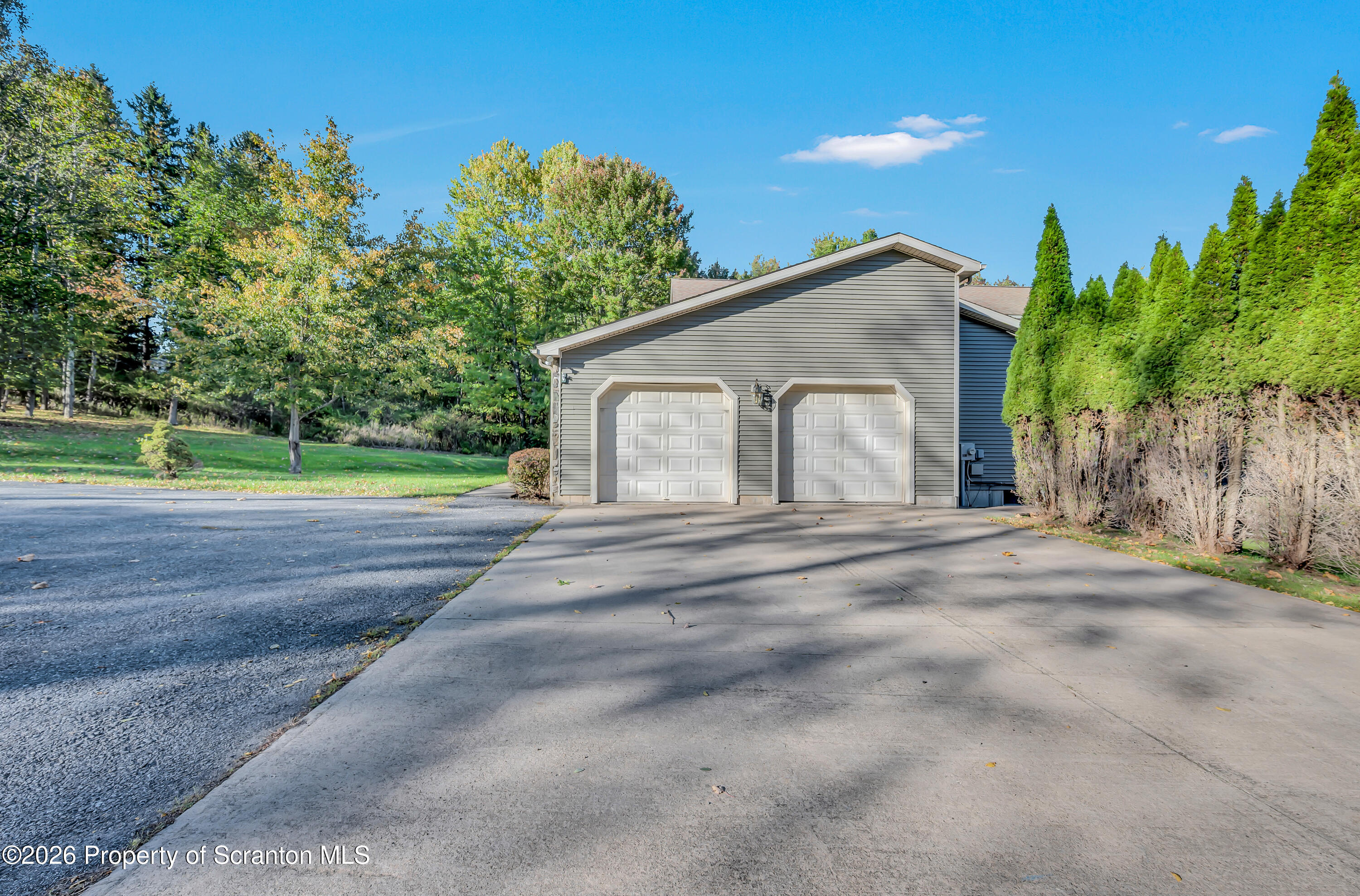 117 Hilltop Road Waverly, PA 18471 - Photo 11 of 57 Garage