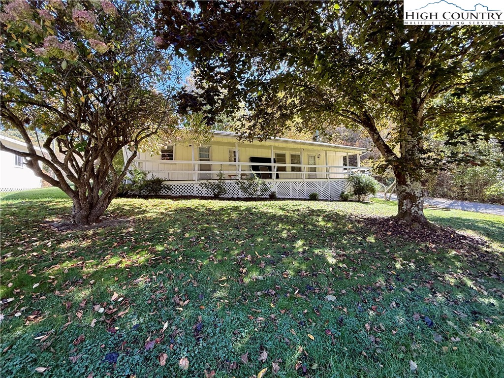 205 Burl Lawrence Road Vilas, NC 28692 - Photo 7 of 20 Gallery Image 7