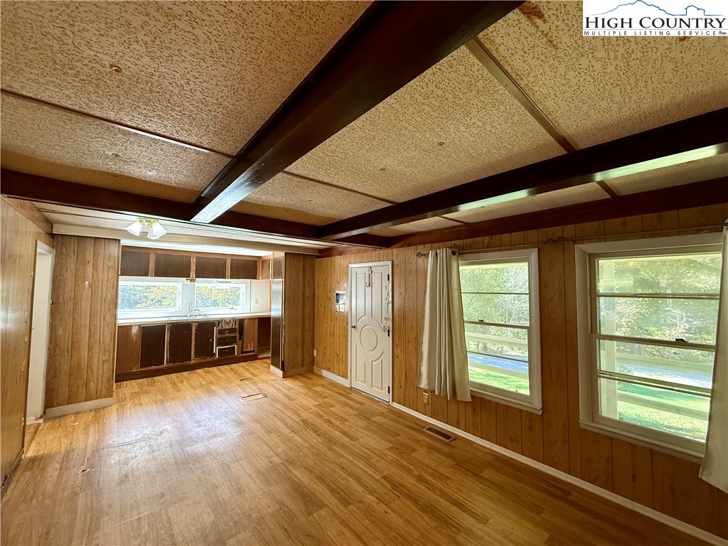 205 Burl Lawrence Road Vilas, NC 28692 - Photo 9 of 20 Gallery Image 9