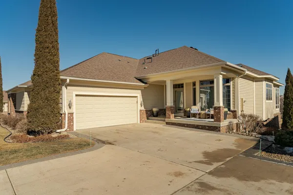 $639,900 | 914 Somerby Parkway Northeast, Byron, MN 55920