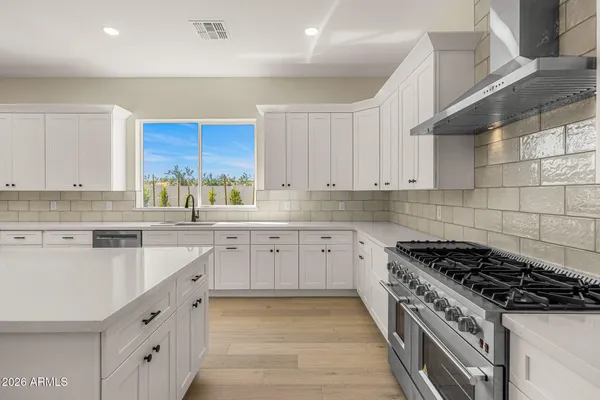 $1,645,000 | 4307 East Avalon Drive, Phoenix, AZ 85018