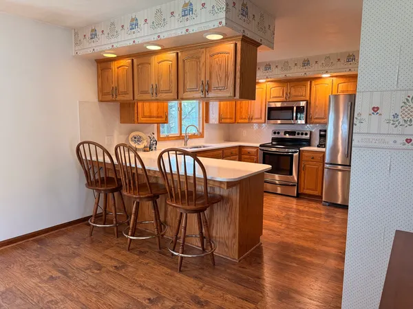 $185,000 | 106 5th Street, McNabb, IL 61335