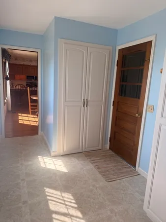 $185,000 | 106 5th Street, McNabb, IL 61335