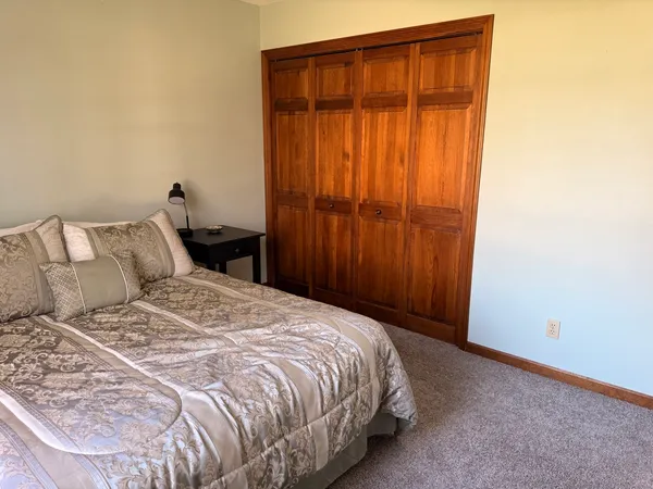 $185,000 | 106 5th Street, McNabb, IL 61335