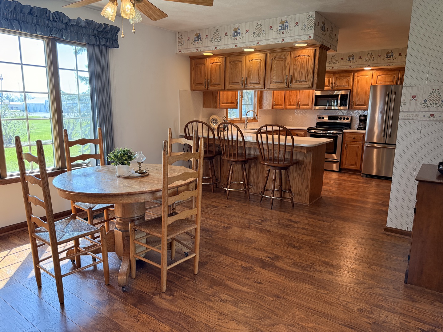 106 5th Street McNabb, IL 61335 - Photo 5 of 34