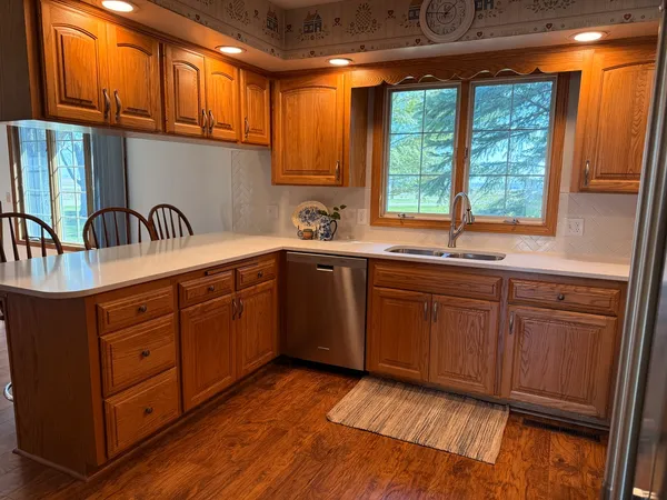 $185,000 | 106 5th Street, McNabb, IL 61335