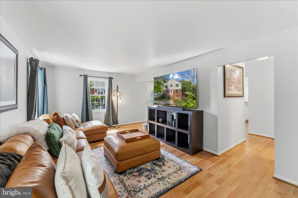 $620,000 | 6014 Ticonderoga Court, Burke, VA 22015